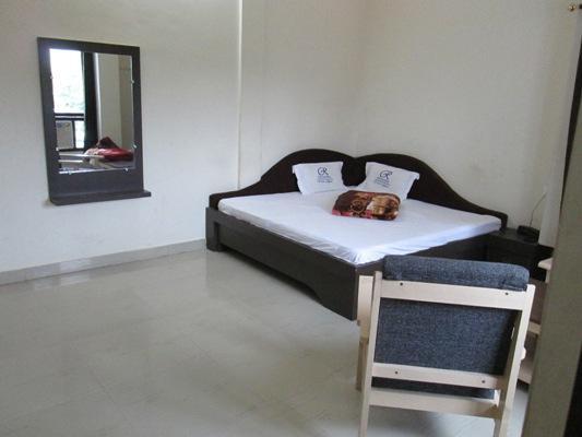 Ramprastha Hotel Ayodhya Buitenkant foto